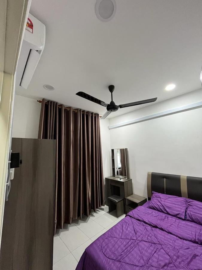 Sure Stay Homestay Simpang Ampat  Екстериор снимка